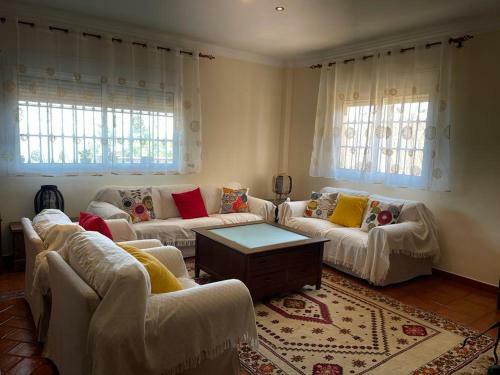 Agradable Casa Rural Con Piscina En La Vi�uela