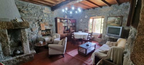 Casa de 300 A�os Con Silencio Y Tranquilidad
