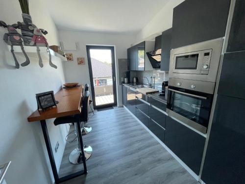 Apartamento Seeblick, Terrasse, Elek. Boxspringbett, Gro�z�gig