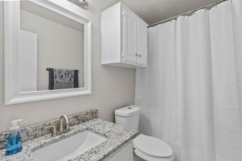 Tranquil 3 Bedroom Home Near Methodist Duncanville