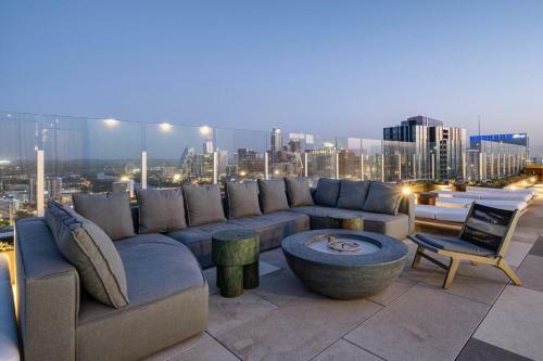 Apartamento New! Luxury Downtown Austin Rainey St. Lake View!
