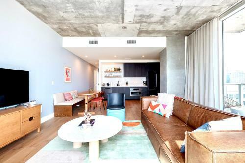 Apartamento New! Luxury Downtown Austin Rainey St. Lake View!