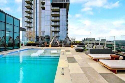 Apartamento New! Luxury Downtown Austin Rainey St. Lake View!