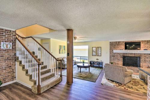Lakefront Livingston Retreat With Fire Pits!