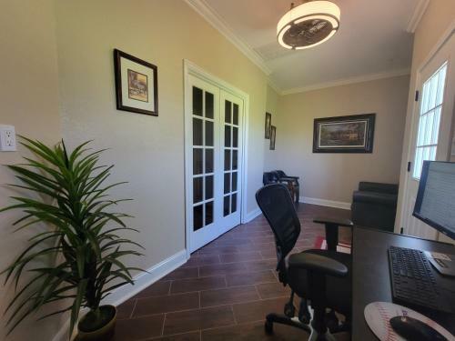 Newly Renovated Private Ranch Get-a-way