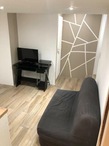 Apartamento Joli Petit Studio Aveugle Stationnement Gratuit