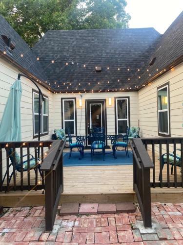 1925 New Charming Fr Bungalow By Riverwalk