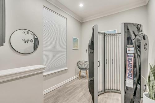Apartamento Gorgeous Ground Floor Unit W Attached Garage