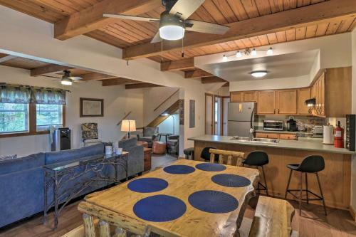 Davis Cabin, Near Hiking, Boating And Skiing!