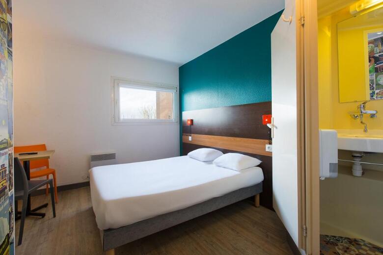 Hotel Premiere Classe Maurepas - Cc Paris West