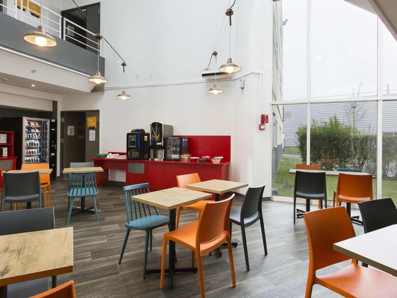 Hotel Premiere Classe Maurepas - Cc Paris West