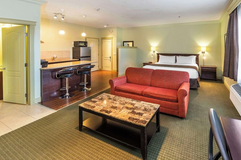 Hotel Days Inn & Suites Whitecourt