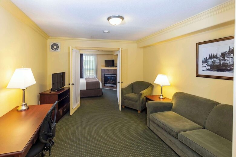 Hotel Days Inn & Suites Whitecourt