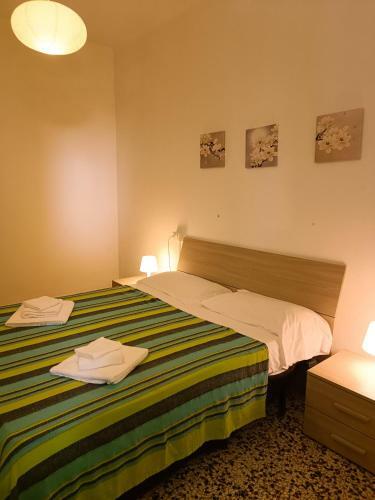 Classic Monterossino Apartment In Old Town