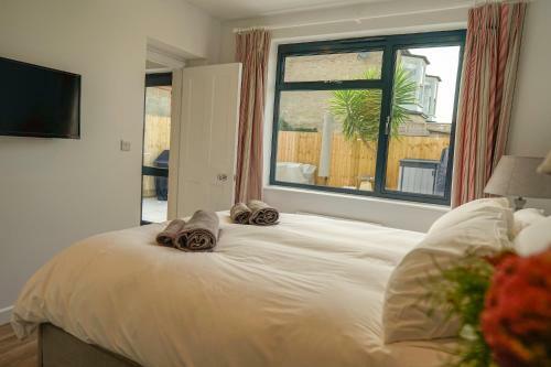 Jumble Cottage 4 Bed Home In Seaview