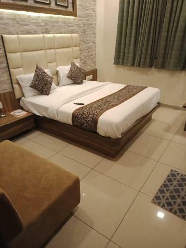 Hostal Hotel Rk Palace