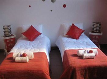 Hotel Reyna Violeta
