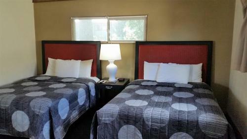 Hillcrest Motel