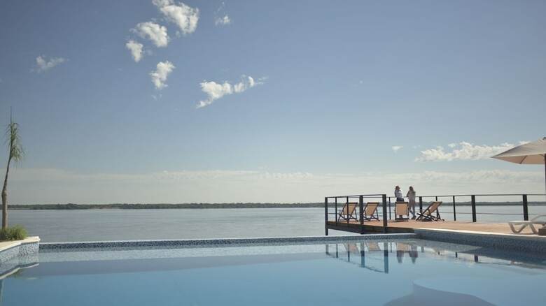 Hotel Howard Johnson By Wyndham Express Inn Ituzaingo
