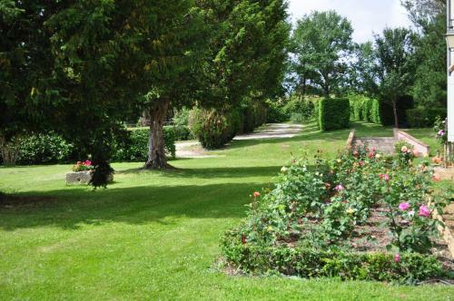 Bed & Breakfast Domaine De Belcayre