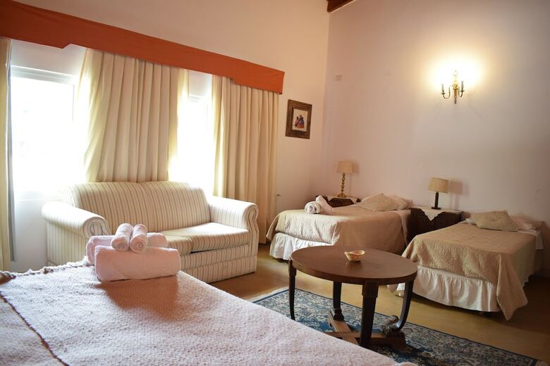 Hotel Aires de San Lorenzo B&B
