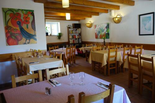 Hostal Auberge Du Savel