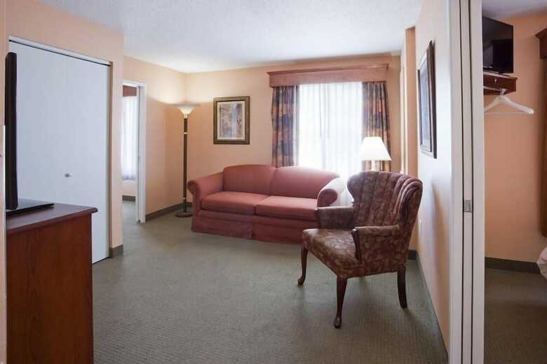 Hotel Grandstay Residential Suites