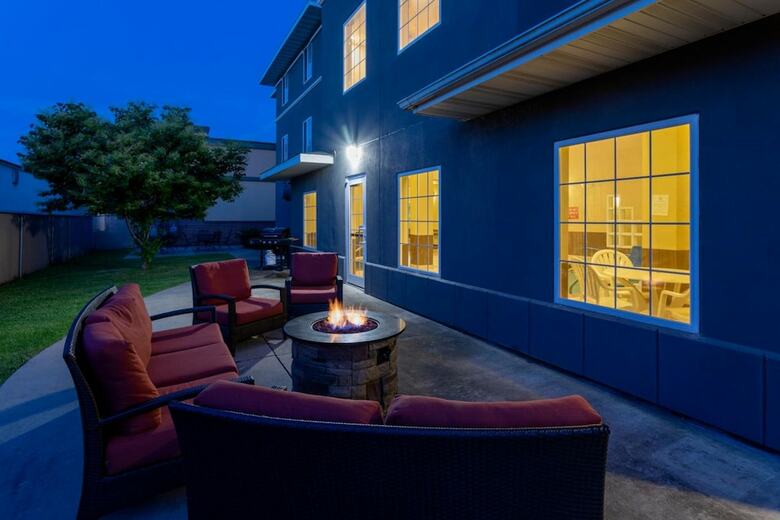 Hotel Grandstay Residential Suites