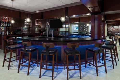 Hotel Four Points Huntsville Airport