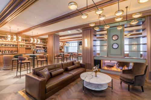 Canfranc Estaci�n, A Royal Hideaway Hotel