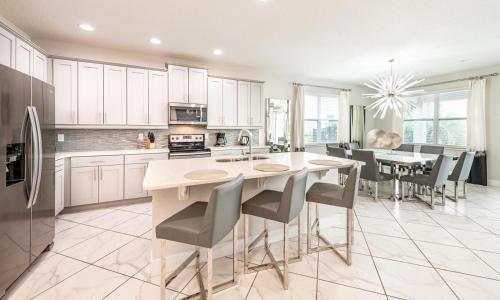 Refined 5 Bdrm Home With Themed Bedroom At Encore