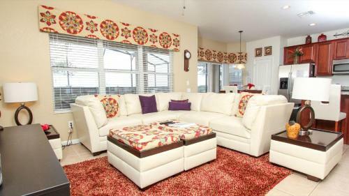 Windsor Hills Resort - 6 Bed 4 Baths Villa