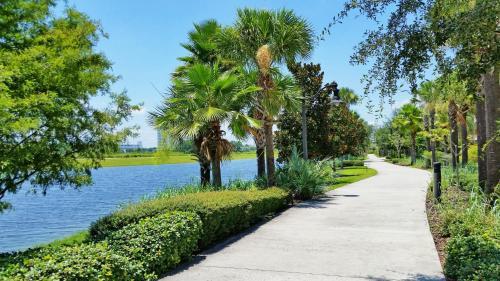 Apartamento 5000 Cayview Avenue 301