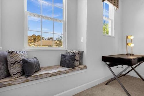 4 Bedrooms- 3 Bathrooms- Serenity 1521 Rc