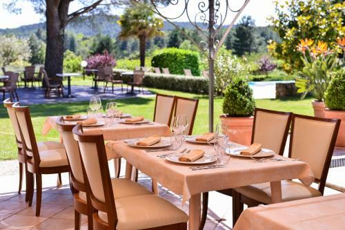 Hotel Le Ch�ne Vert