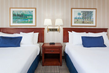 Motel Howard Johnson Inn And Suites Miramichi