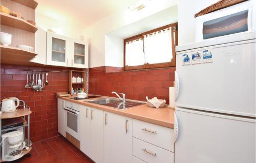 Holiday Home Malo More IV