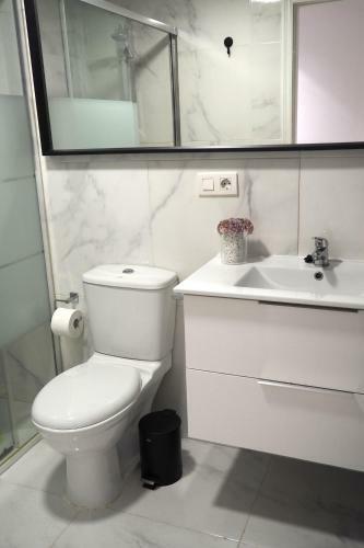 Moderno Apartamento Con Garaje Privado En El Centro de Vigo