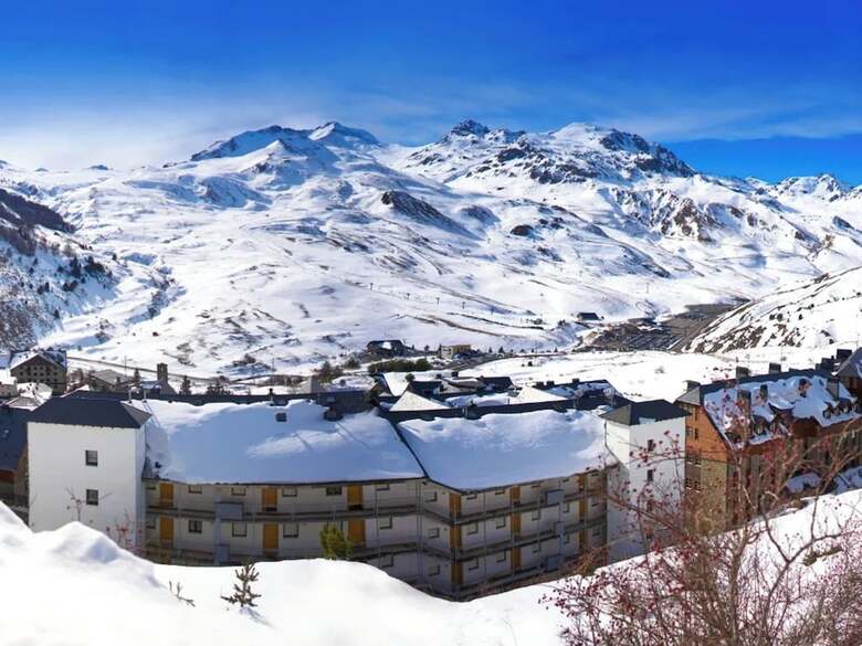 Aparthotel Midi 3000