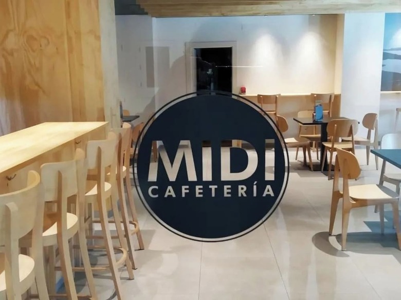 Aparthotel Midi 3000