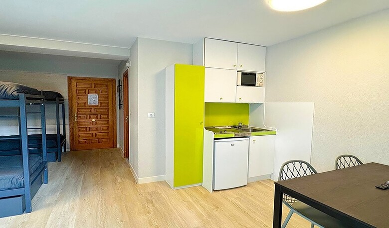 Aparthotel Midi 3000