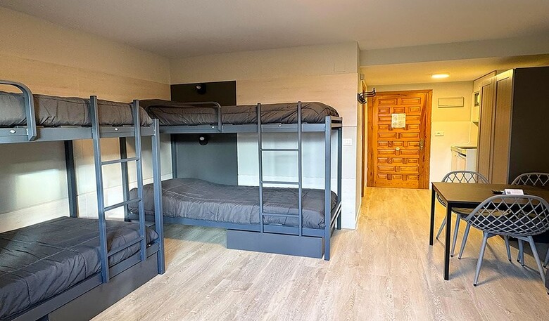 Aparthotel Midi 3000