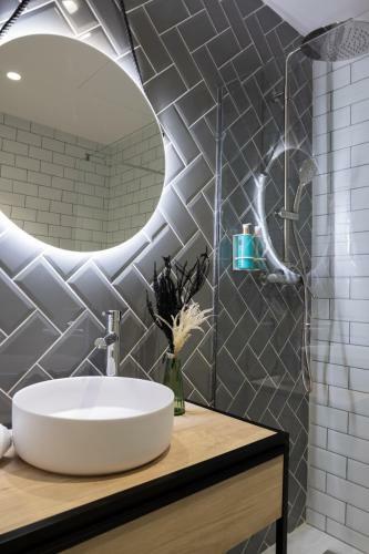 Hostal Florit Flats - The Serreria Rooms