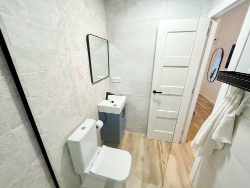 Apartamento Cerca de La Playa de Malvarrosa By Alterhome