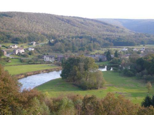 Hostal Le Point De Chute