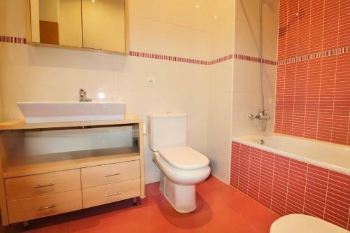 C�modo Apartamento En La Plaza Del Negrit