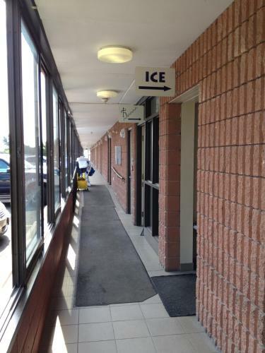 Hotel Mississauga Gate Inn