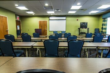 Hotel Holiday Inn Express And Suites Winchester