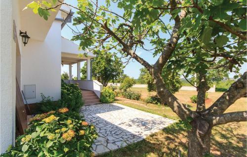 Holiday Home Veliki Vareski V