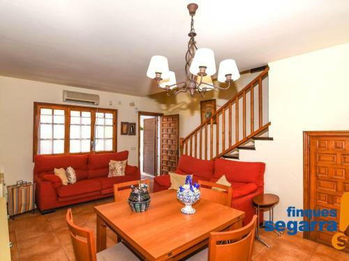 Casa El Vendrell, 4 Dormitorios, 8 Personas - Es-320-3